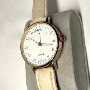 NEW Nanette Lepore Quartz Casual White Dial Rose Gold Ladies Watch New Battery